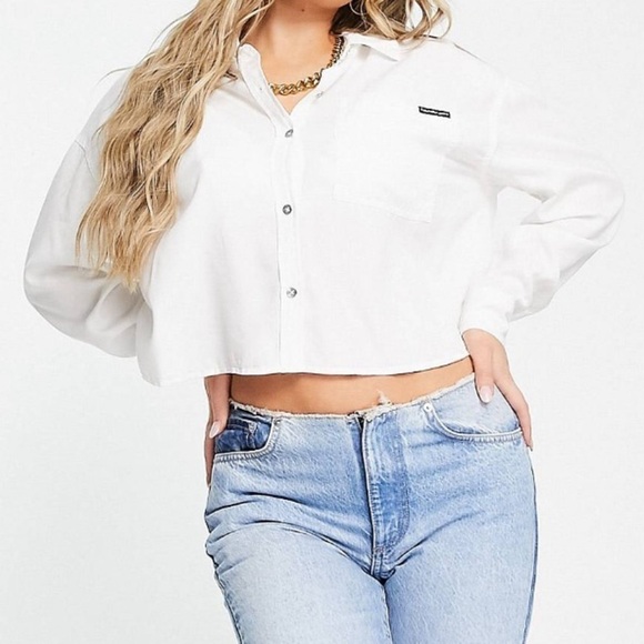 CALVIN KLEIN JEANS Cropped Long Sleeve White Shirt in XS - Picture 3 of 11